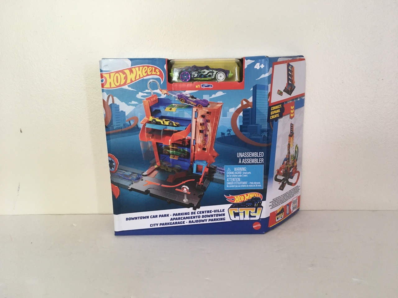 Mattel HotWheels DownTown Car Parking Set UPC #194735030095