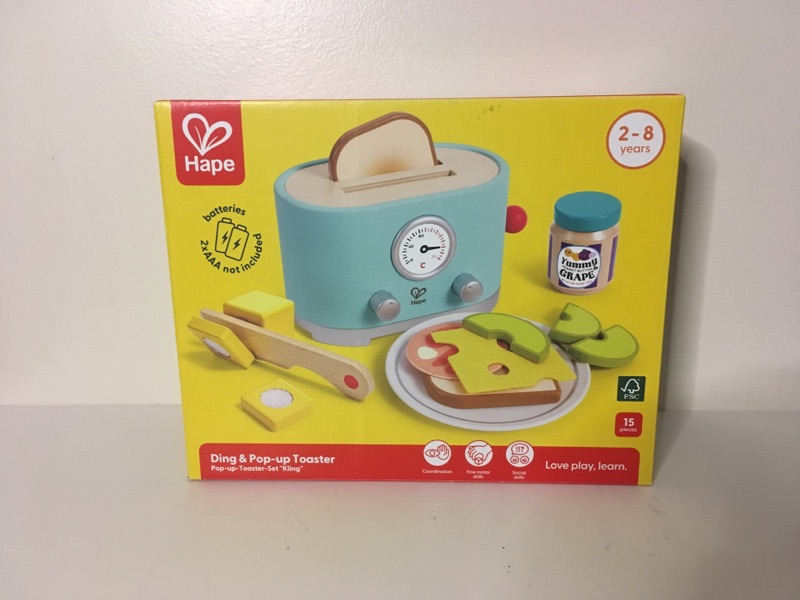 Hape Ding & Pop-up Toaster UPC #6943478046917