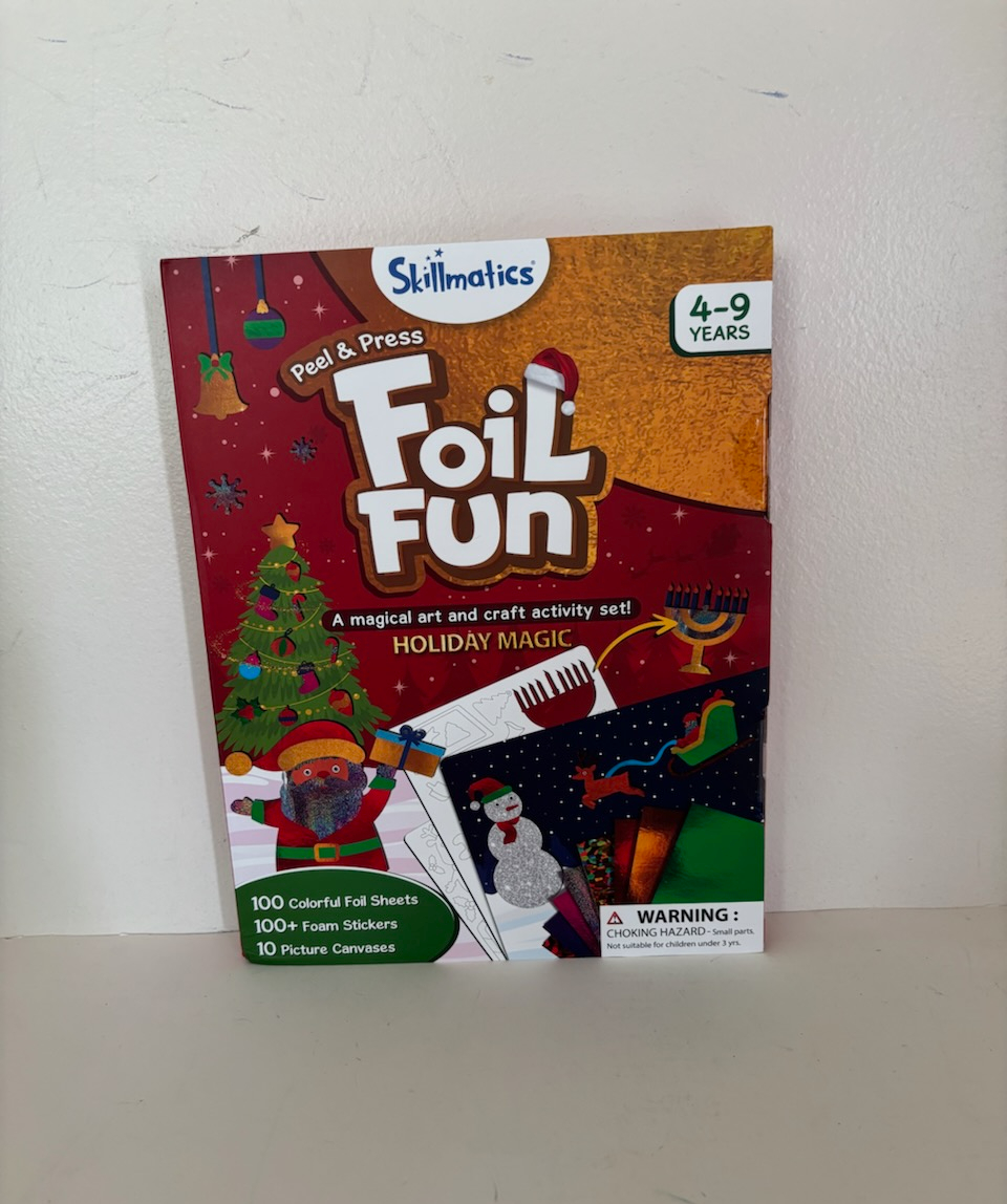 Skillmatics Peel & Press Foil Fun Holiday Magic Set UPC #8904279505155