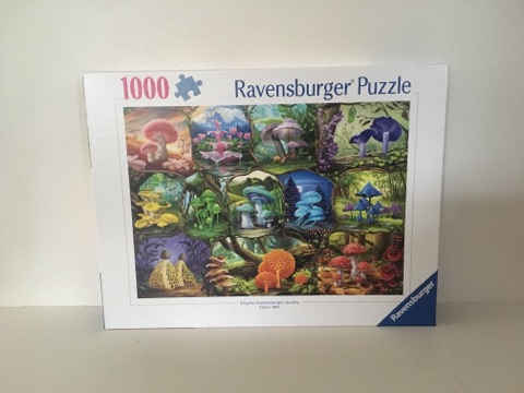 Ravensburger Beautiful Mushrooms Puzzle UPC #4005555004240