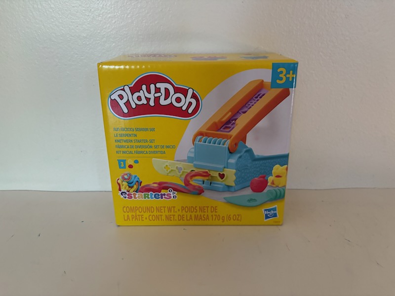 Everest Hasbro Play Doh Fun Factory Starter Set UPC #5010996204646