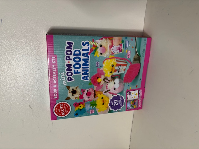 Klutz Pom Pom Food Animals Kit UPC #730767829575