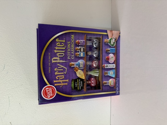 Klutz Harry Potter Potions Classroom Craft Kit UPC #9798225056155