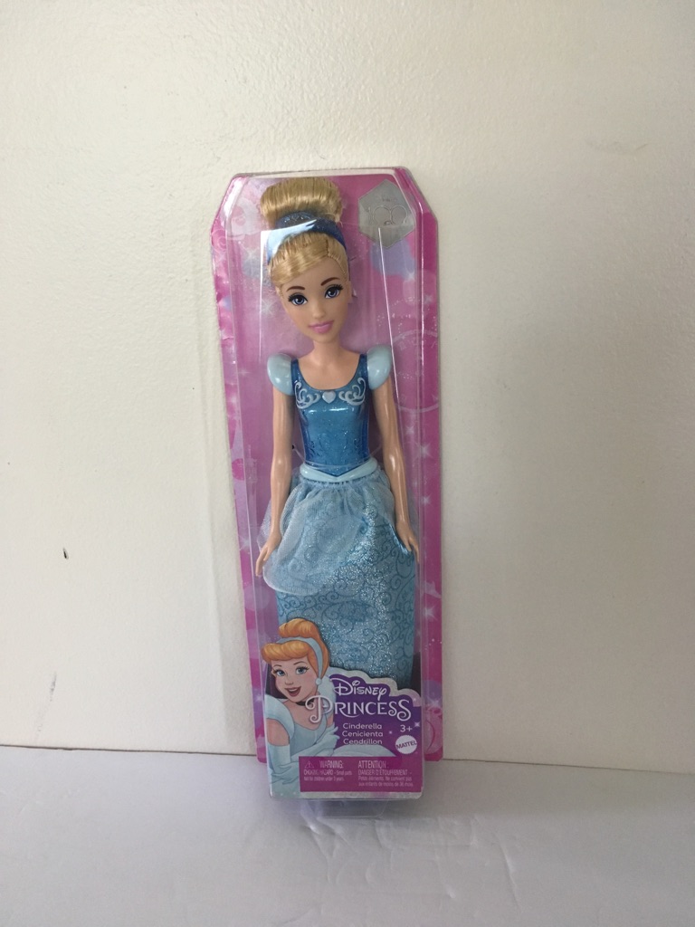 Mattel Disney Princess Cinderella Doll HLW06 UPC #194735120253