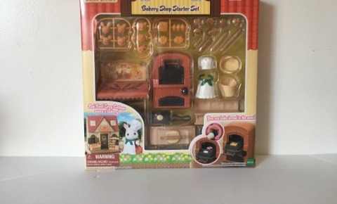 Calico Critters Bakery Shop Starter Set