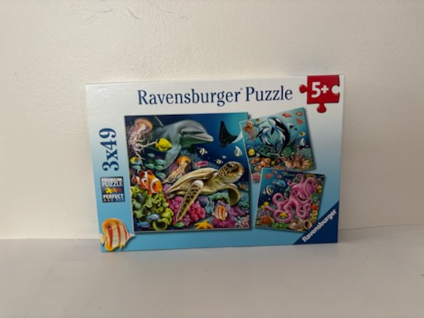 Ravensburger Underwater Splendor Puzzle UPC #4005555008590