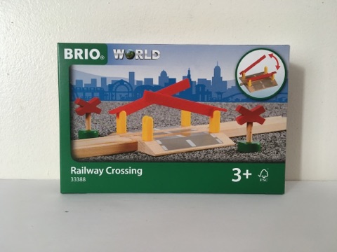 Brio World Railway Crossing #33388 UPC #7312350333886