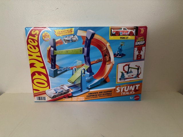 Mattel Hot Wheels Corkscrew Jump Champion UPC #194735297221