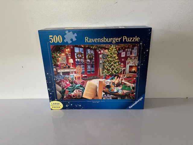 Ravensburger Cozy Christmas Retreat Large Format Puzzle UPC #4005555018056
