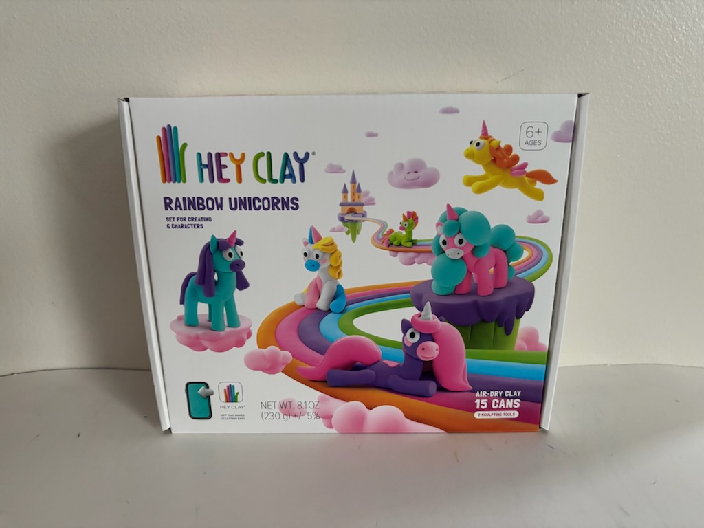 Fat Brain Hey Clay Rainbow Unicorns Set UPC #810074275415