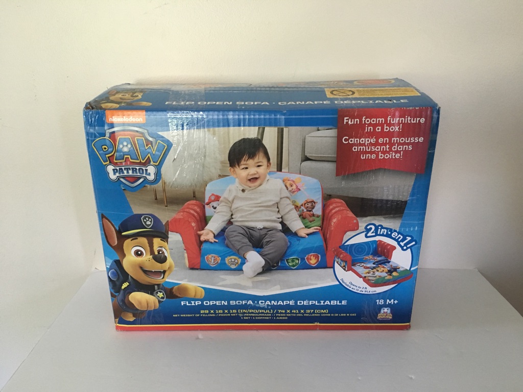 SpinMaster Paw Patrol Flip OPen Sofa - UPC #778988370278