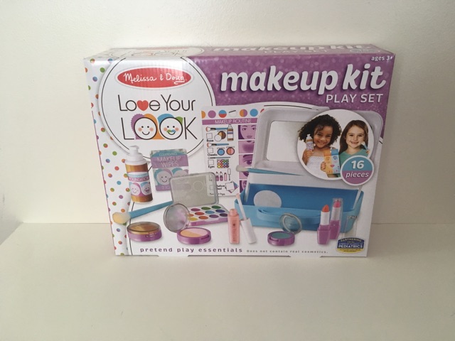 Melissa & Doug Makeup Kit UPC #000772318037