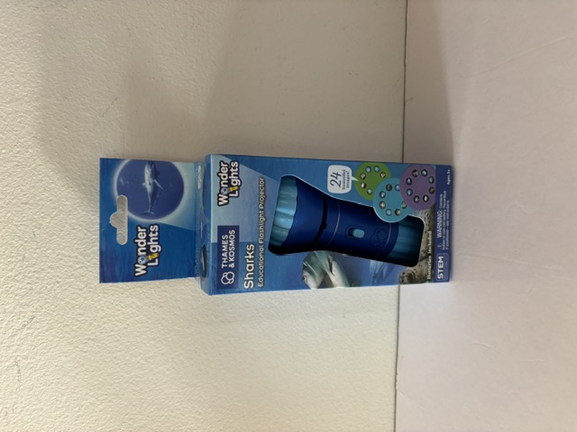 Thames & Kosmos Wonder Lights Sharks Projector UPC #810172680753