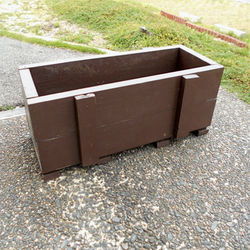 プランター (木工共同作品)