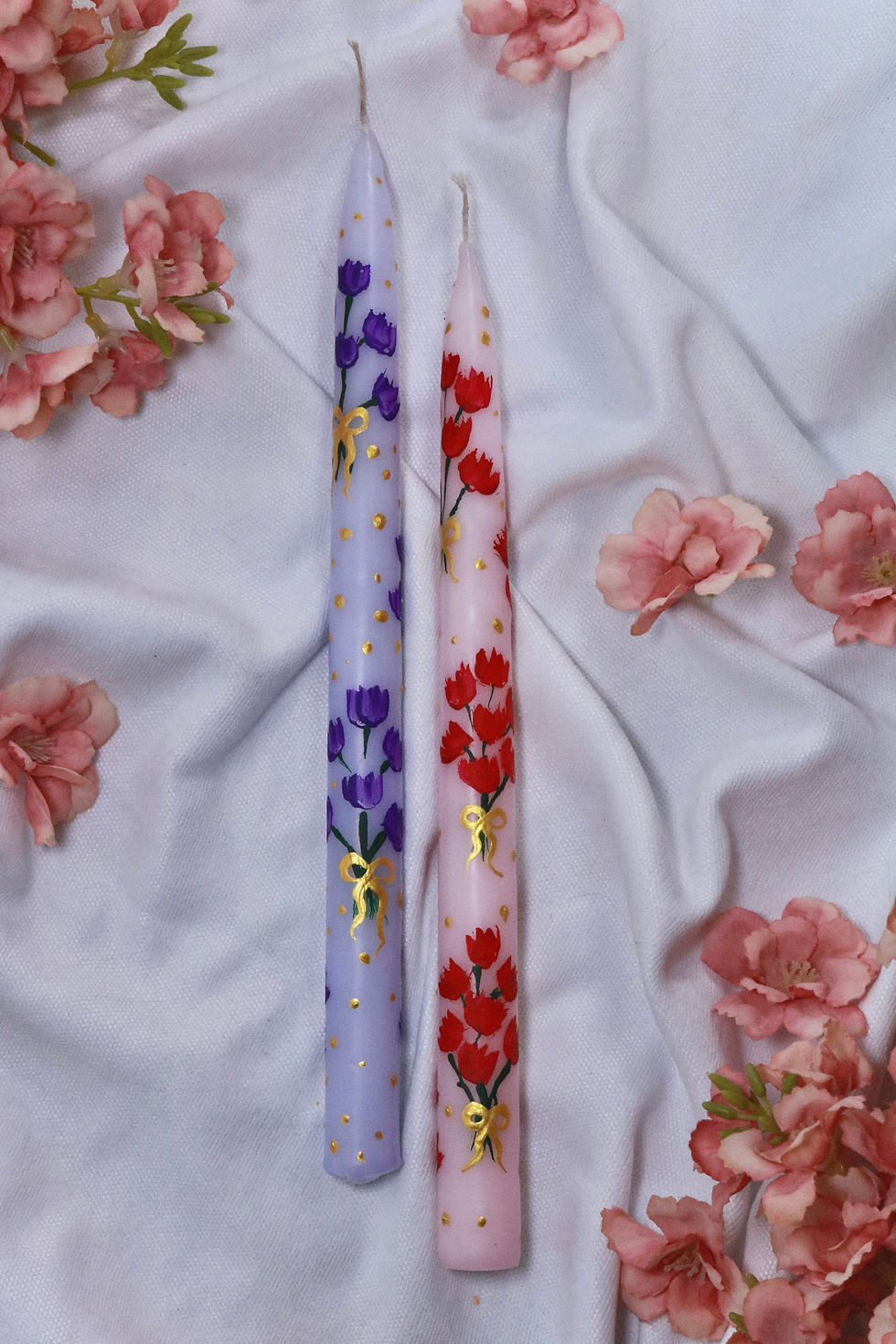 Thumbnail: 100% Handmade Tulip/Flower/Bouquet Patterned Gold Detailed 2-Piece Candlestick Candle Set