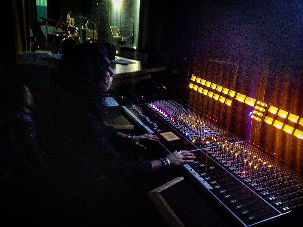 Studio -