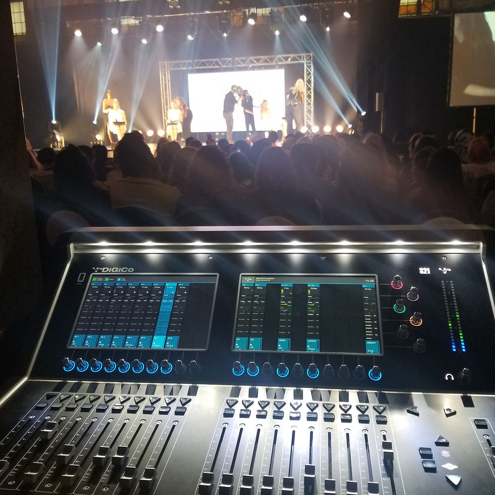 St-James Theater - FOH