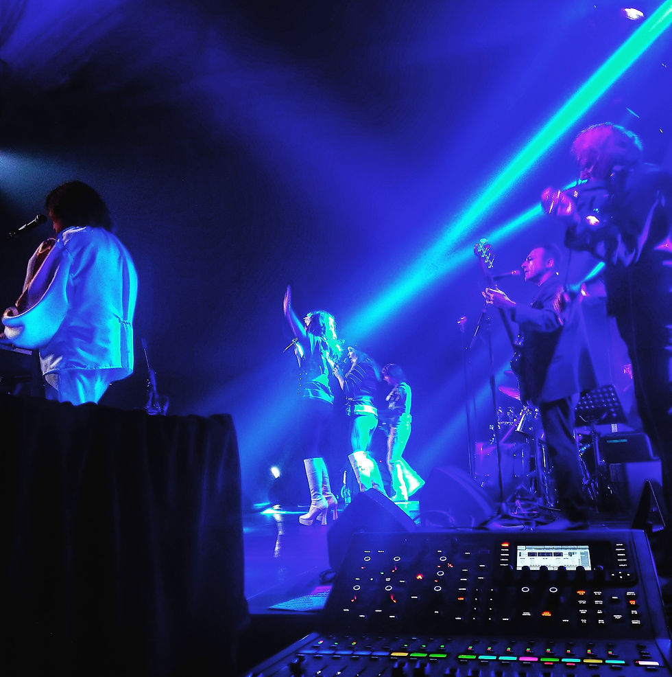 St-James Theater - Monitor