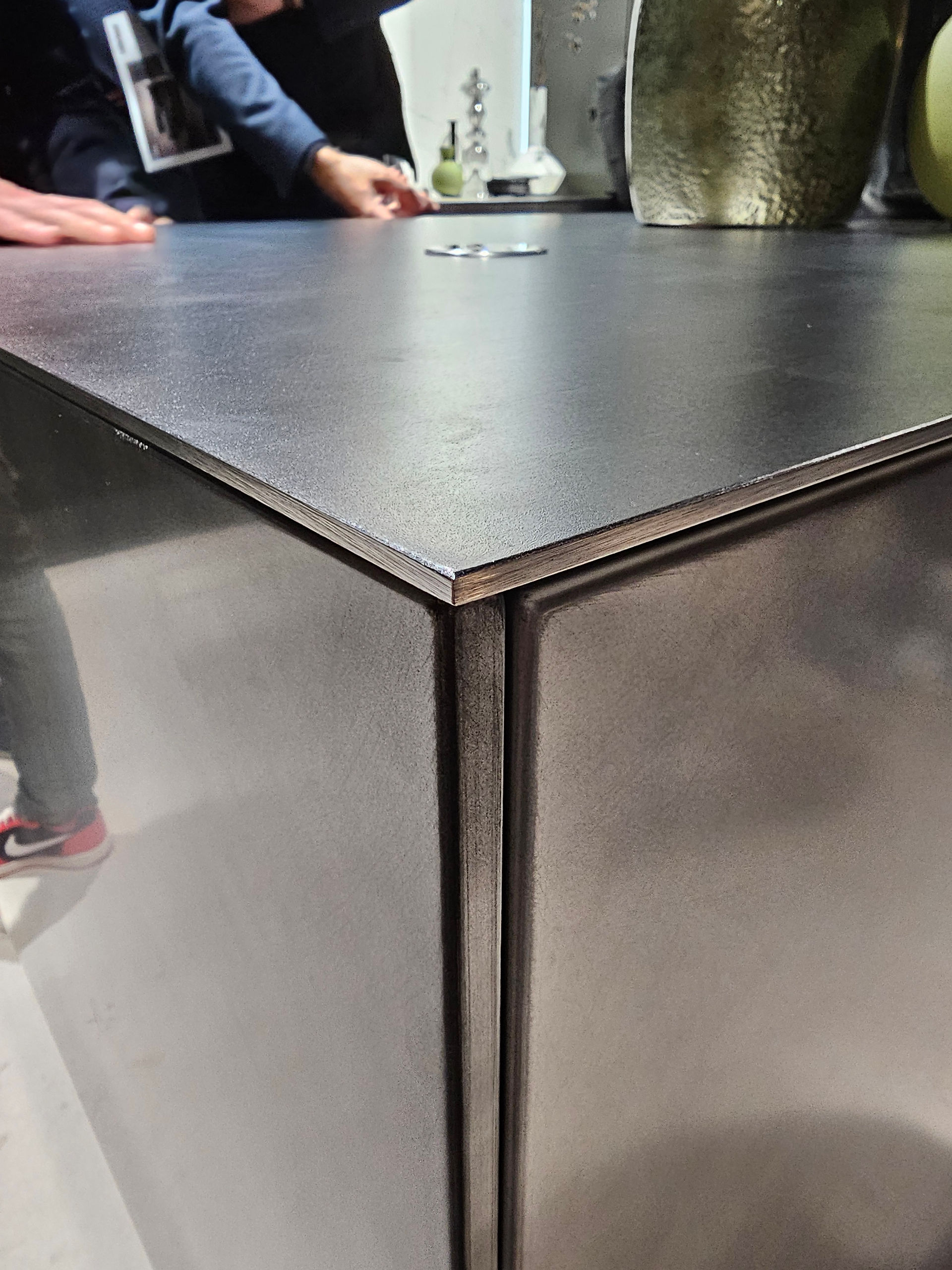 Metal Island edge detail