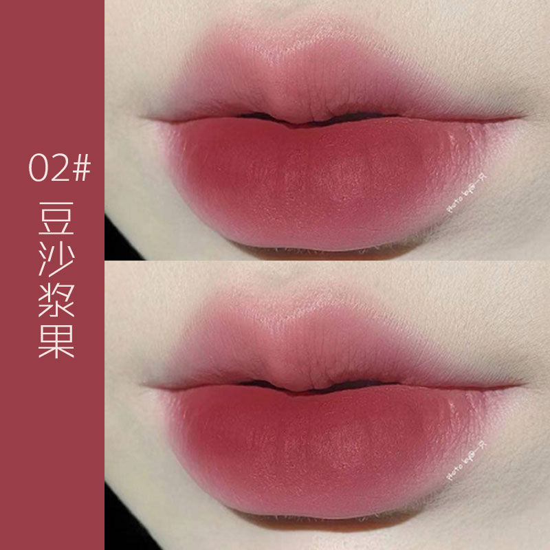 Thumbnail: Moisturizing Waterproof Sunscreen Lipstick