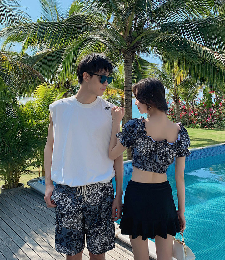 Thumbnail: CS2117 Bubble Sleeve Skort Couple set