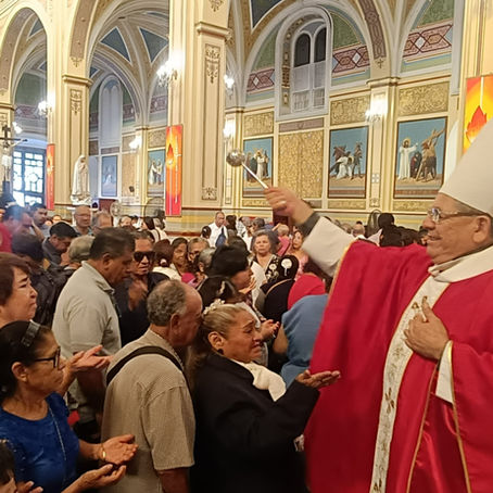 En Pentecostés Mons. Margarito Salazar llama a renovar la Iglesia desde la unidad, la paz y la fuerza del Espíritu Santo
