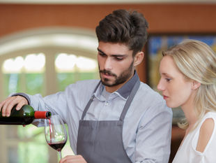 How To Prepare For a Wine Tour