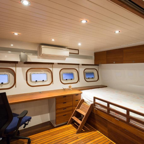 Bondway 65 Boathouse YNWA - 13.jpeg
