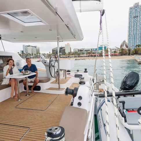 seawind-1600-6-800x800-1.jpeg