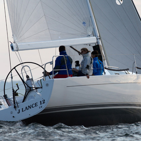 J-composites_J112_BRAVE-THE-SEA-WITH-CONFIDENCE.jpeg
