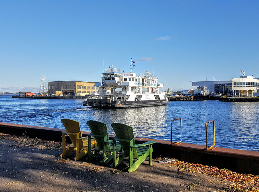 Walk 7 Queens Quay Harbourfront Stroll i