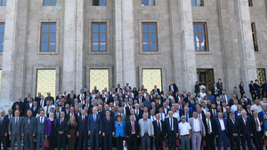 TBMM Başkanı Kurtulmuş, İçişleri Bakanı Oğuz ve muhtarları kabul etti