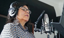 Ana estudio_edited.jpg