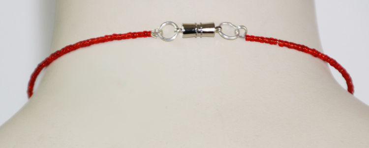 Thumbnail: RAINING BLOOD & BONES CHOKER