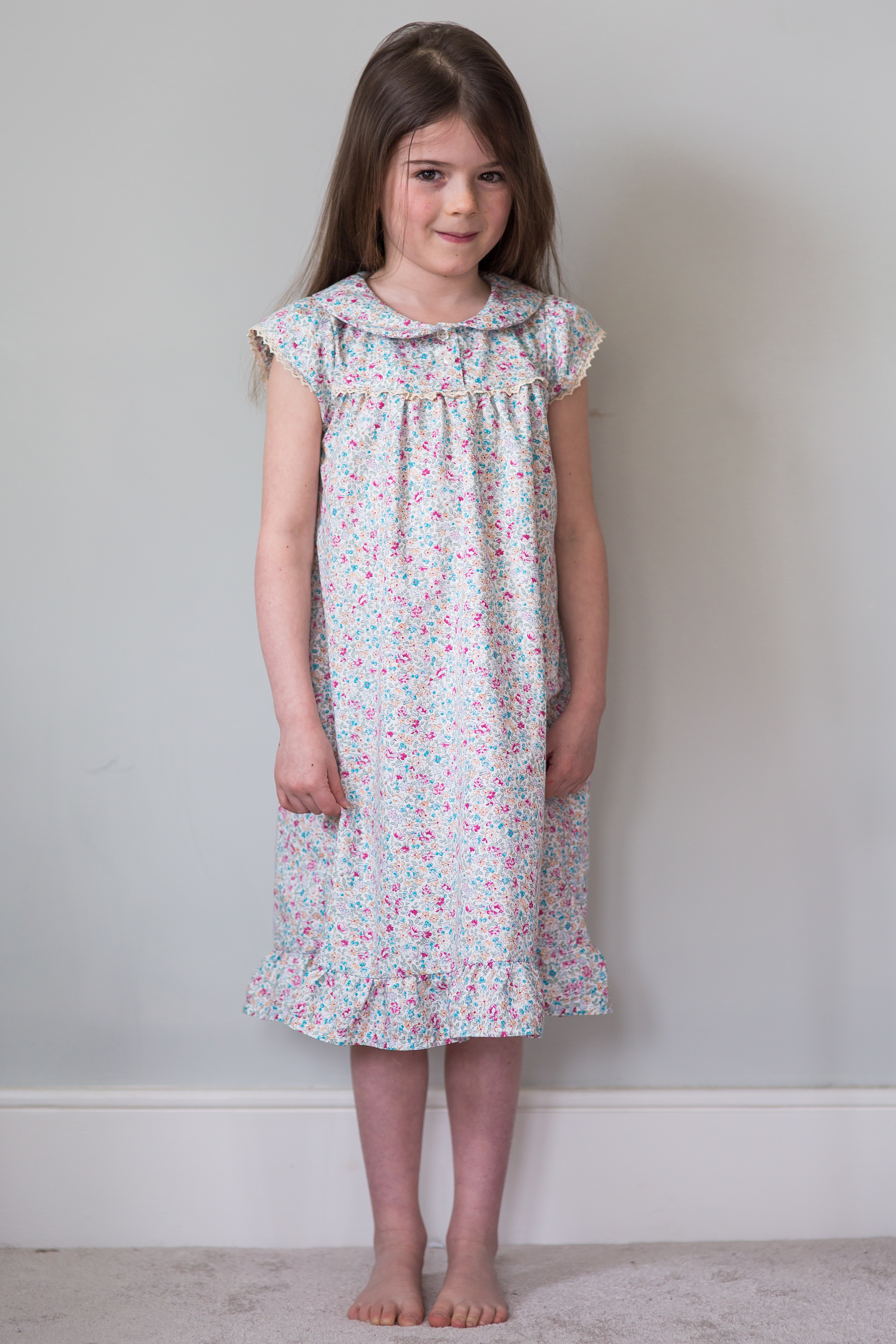 Ruffle nightie in ditzy floral