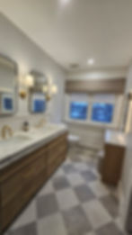 Picture of a Leaside bathroom renovation