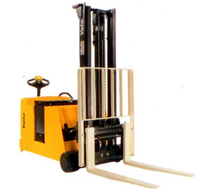 MCW 025-040 E..jpg