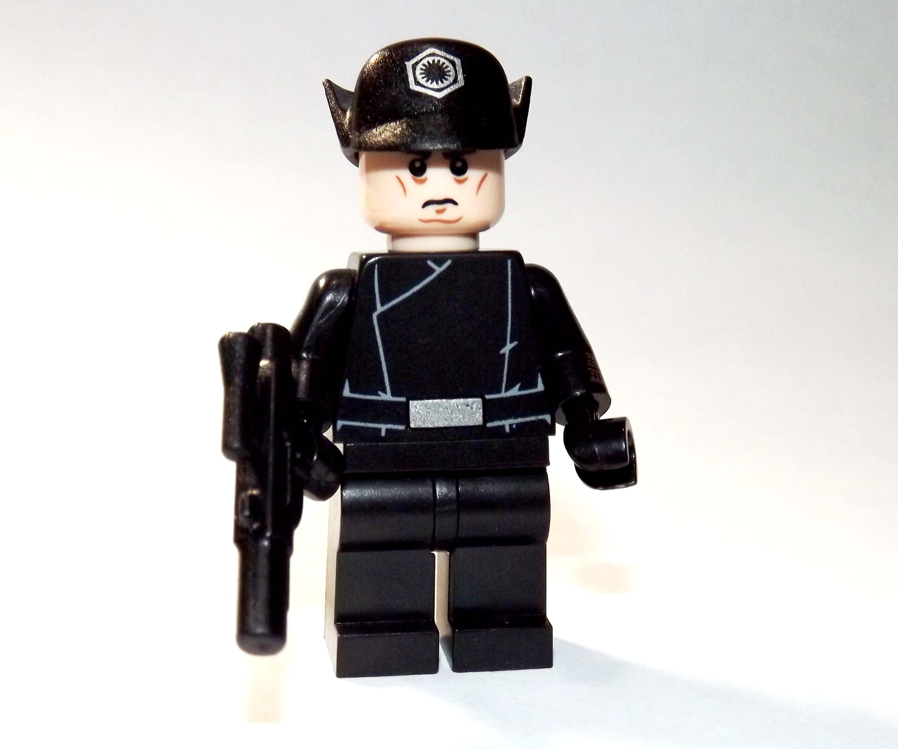 First Order Officer Star Wars Minifigure