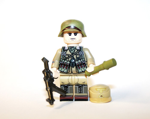 ドイツ軍　レプリカ　2個 German Afrika Korps MP 40 V2 WW2 Army Minifigure | minifigureoutlet