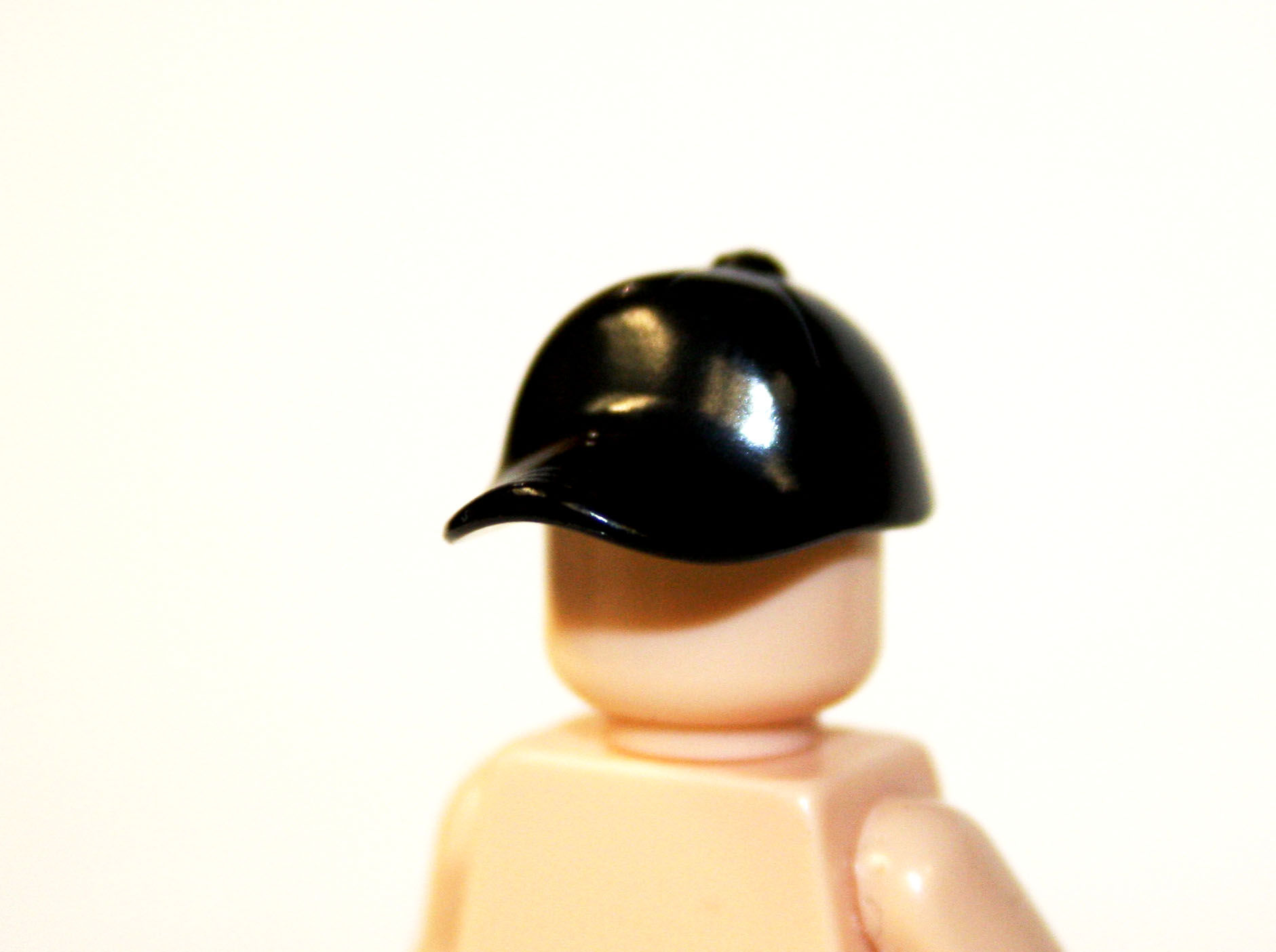 Baseball Cap hat black for minifigure