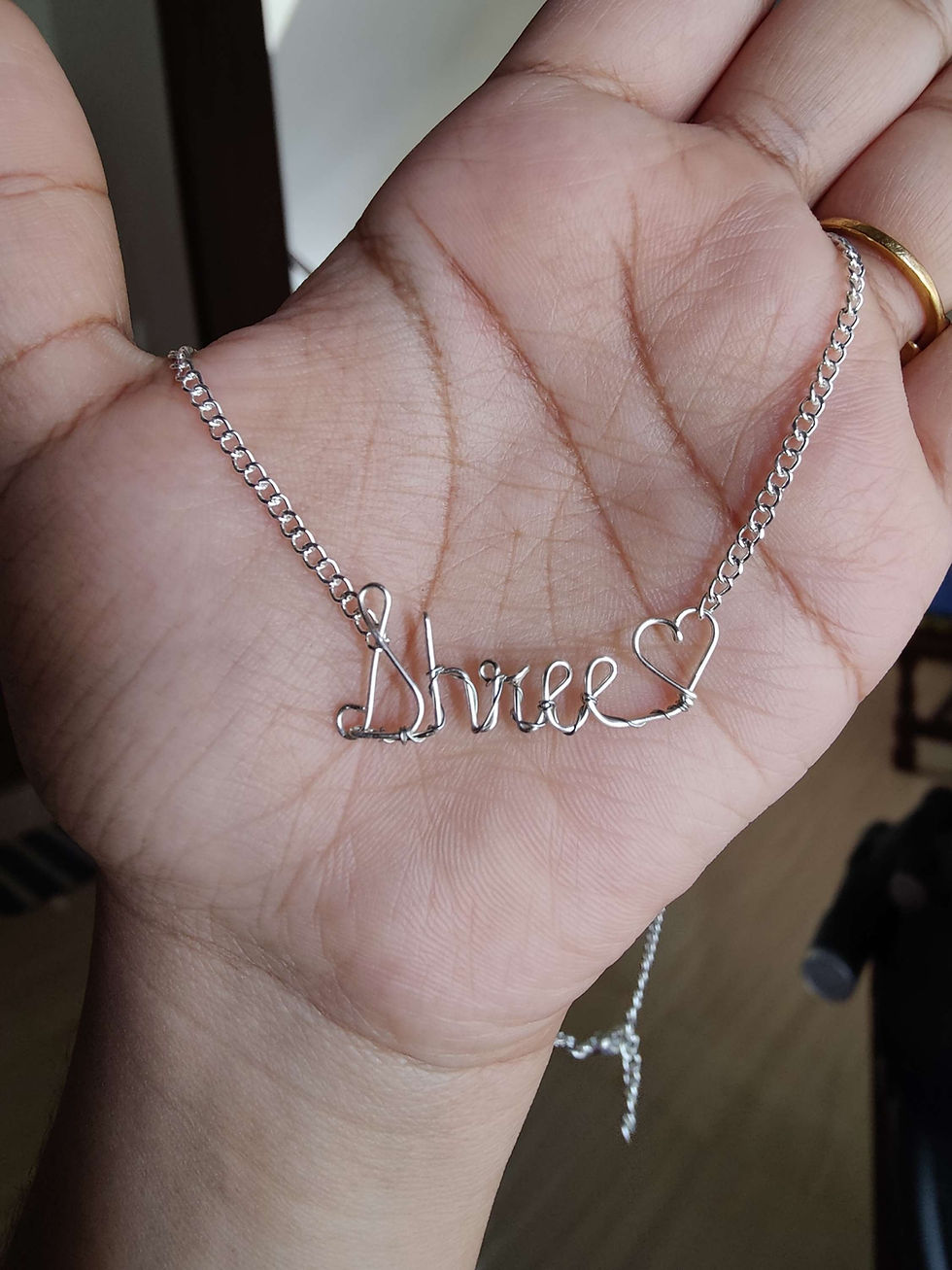 Name pendant chain with a heart in silver