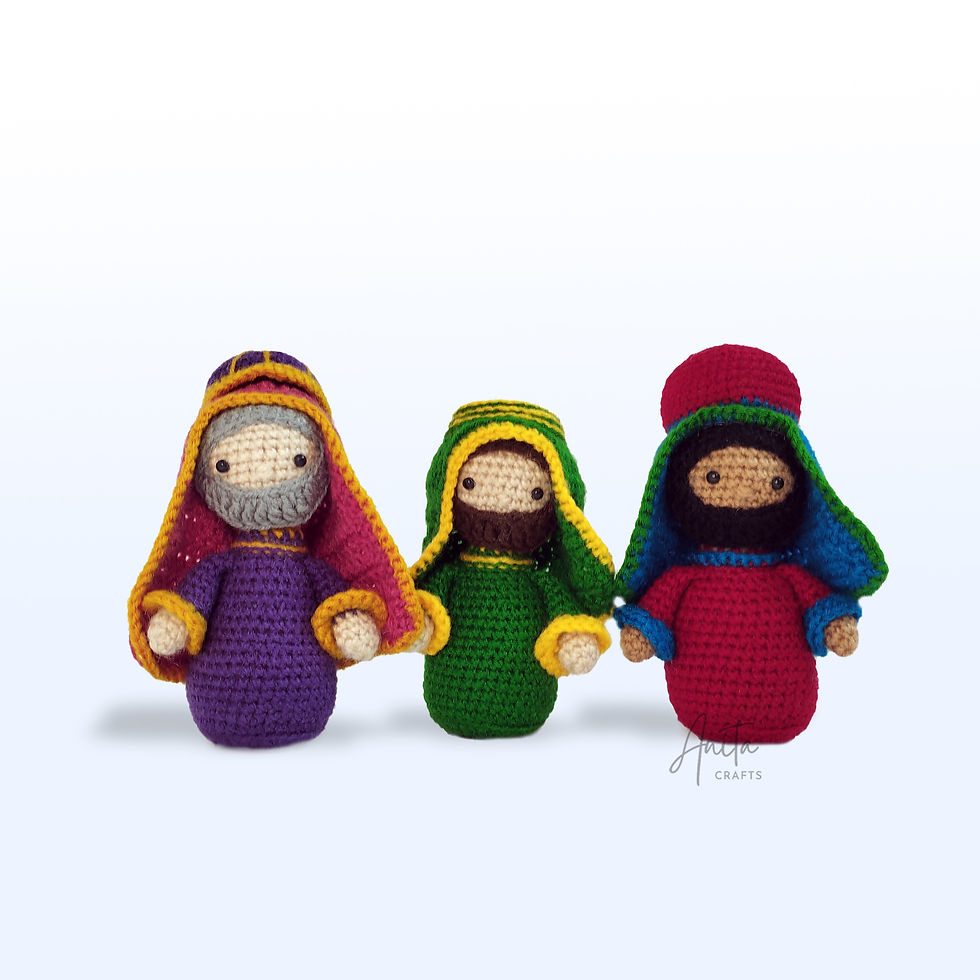 Thumbnail: Three King with gifts from Nativity Set 4