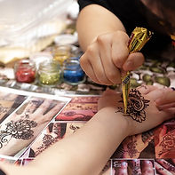 Henna Painting (2).jpg