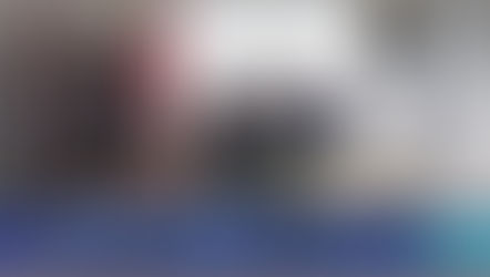 Autarcas dos municípios do Parque Nacional da Peneda Gerês e presidente do turismo porto e norte de Portugal em fotografia tirada no exterior do ecomuseu do barroso em Montalegre.