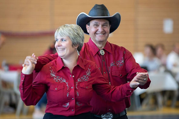 couple-country-dance-kathleen-nedellec.jpg