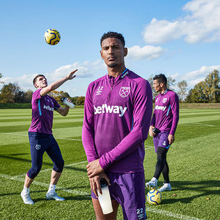 SOCSUP_WHUFC_trainingShoot_v11122_FULL_JPG_V1.jpg