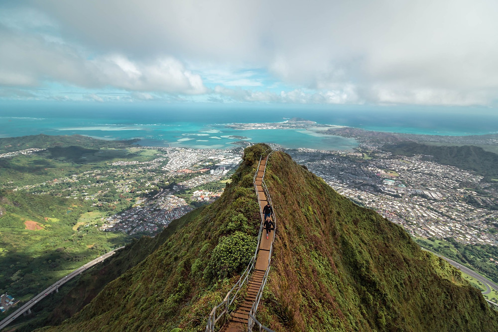 Stairway to heaven hike on oahu hawaii