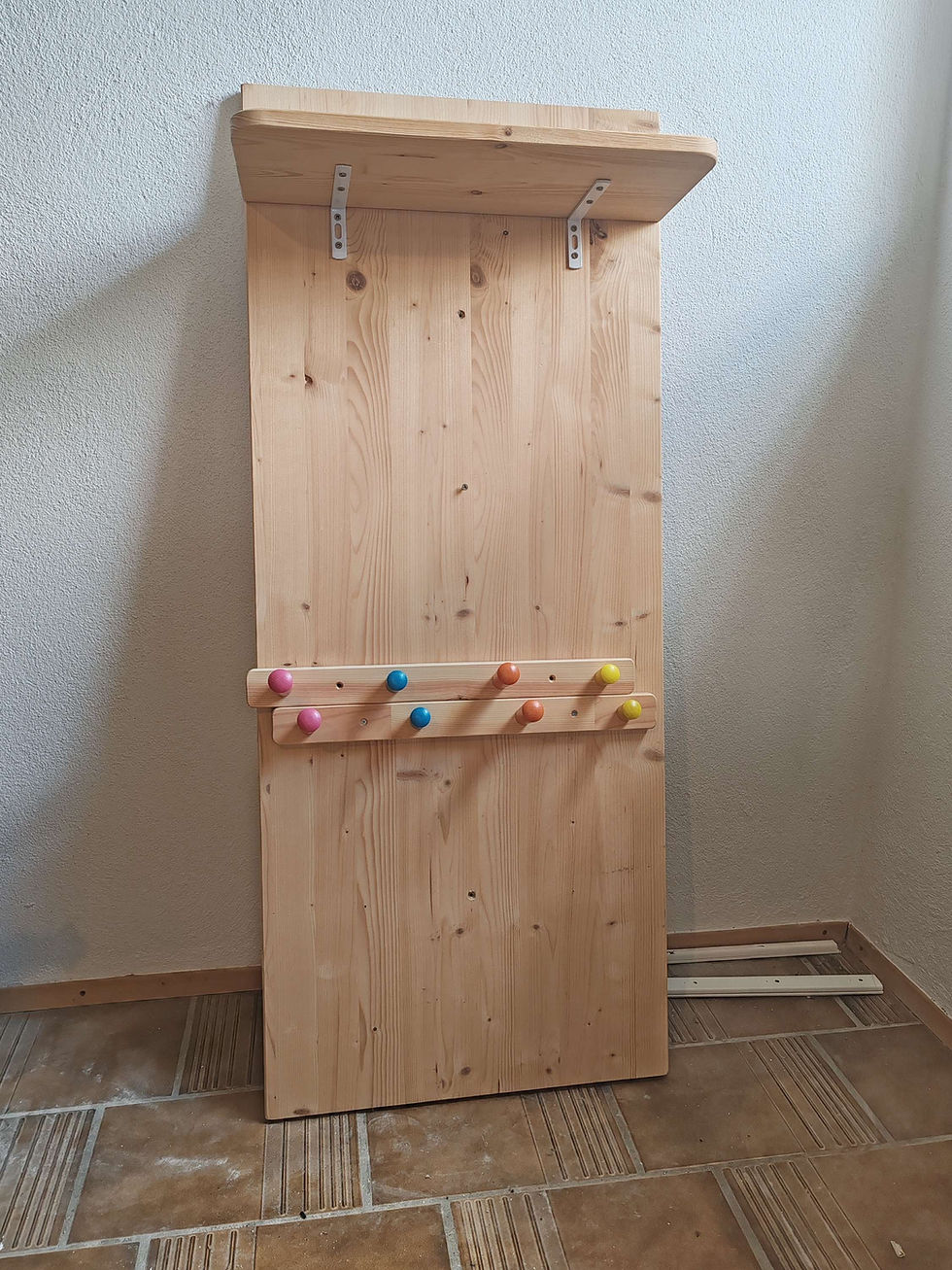 Miniaturbild: Mitwachsende Kindergarderobe Holz Aufbewahrung von Kleidung Mützen Garderobe