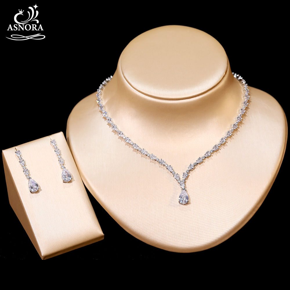 Dazzling Cubic Zirconia Wedding Necklace