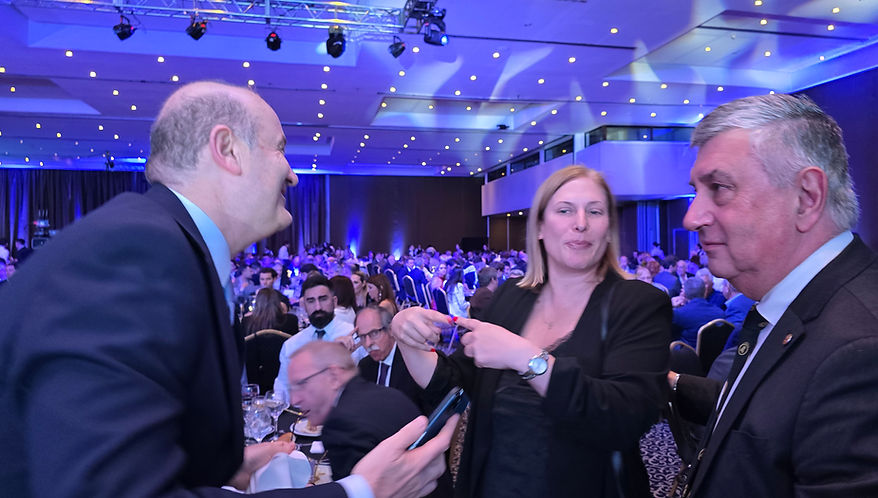 Cirerre del año en la Fundación Libertad